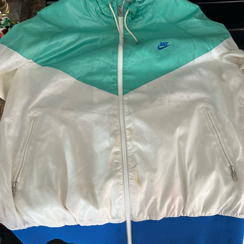 Vintage Nike windbreaker from 2005